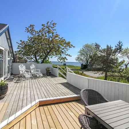 Julietta - 50m From The Sea By Interhome Feriehus Neksø